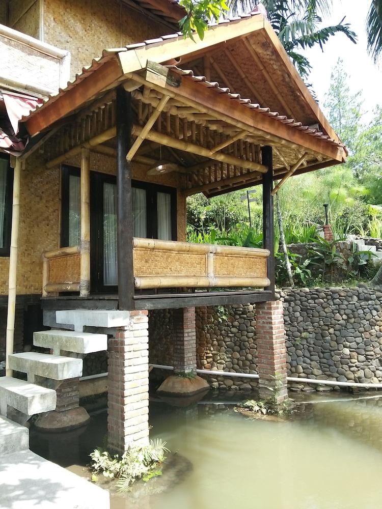 บูกิต อะลามันดา รีสอร์ต Hotel การุต ภายนอก รูปภาพ